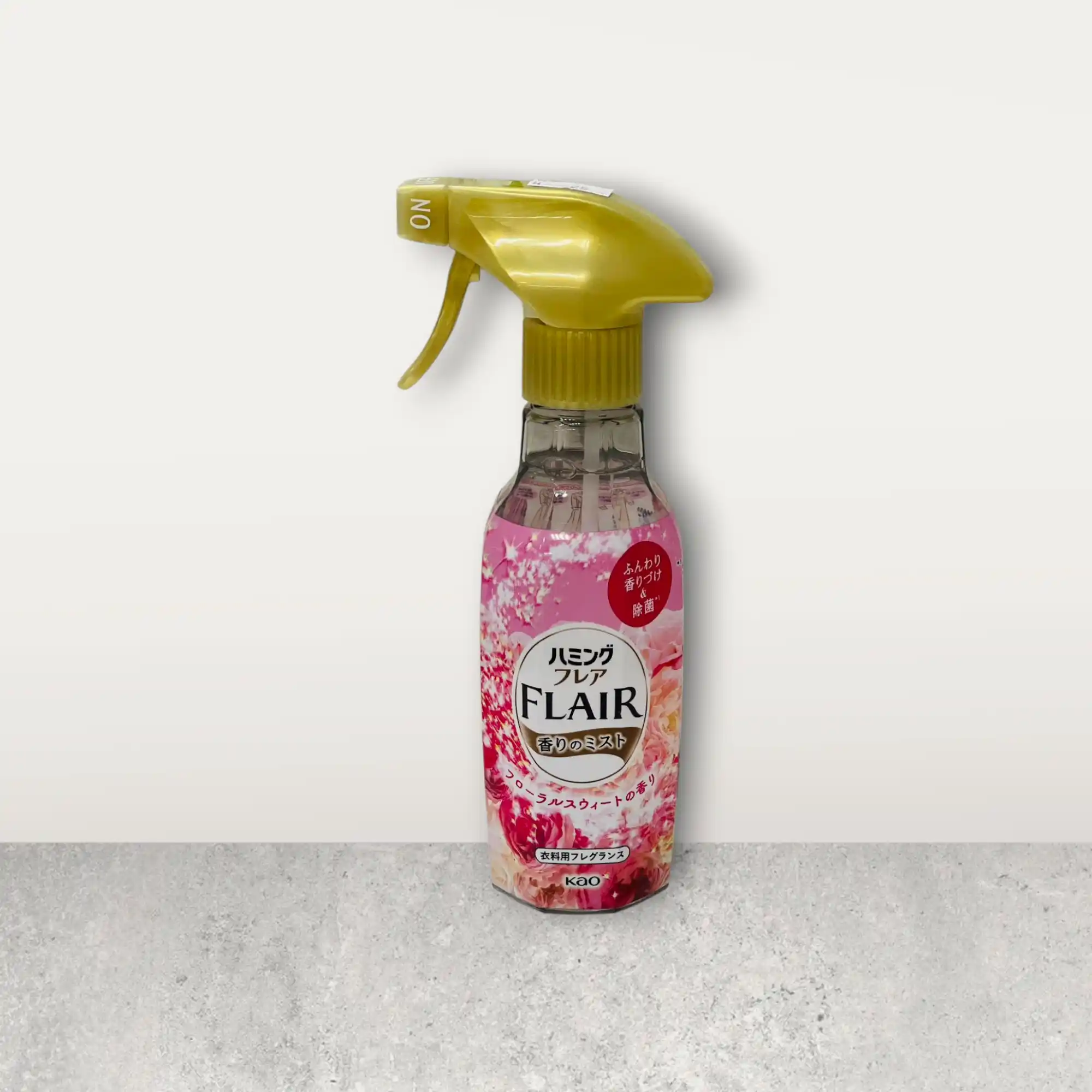 Kao Humming Flair Anti-Wrinkle Fabric Fragrance Mist, Floral Sweet Scent
